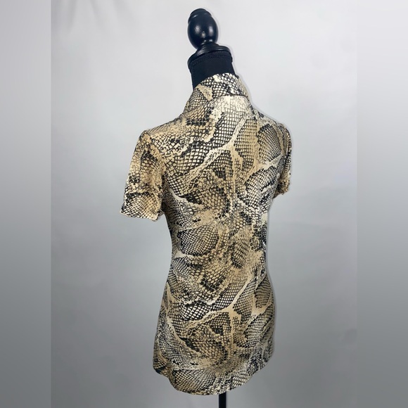 Blouse Top Snakeskin Pattern Small Stretch Ruffle Short Sleeve - Picture 7 of 11